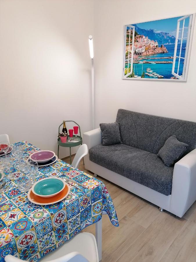 Retroscena Apartment In Centro Civitanova Marche Buitenkant foto