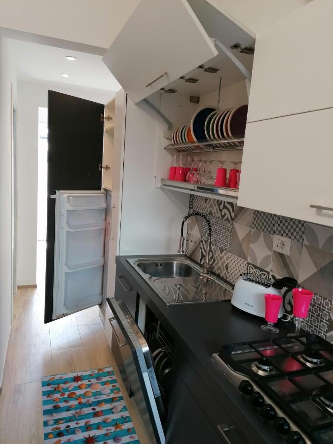 Retroscena Apartment In Centro Civitanova Marche Buitenkant foto